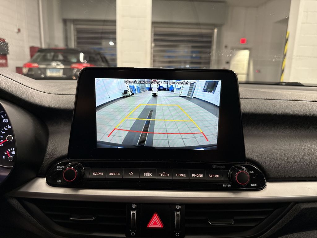 Thumbnail: 2019 Kia Forte - 24