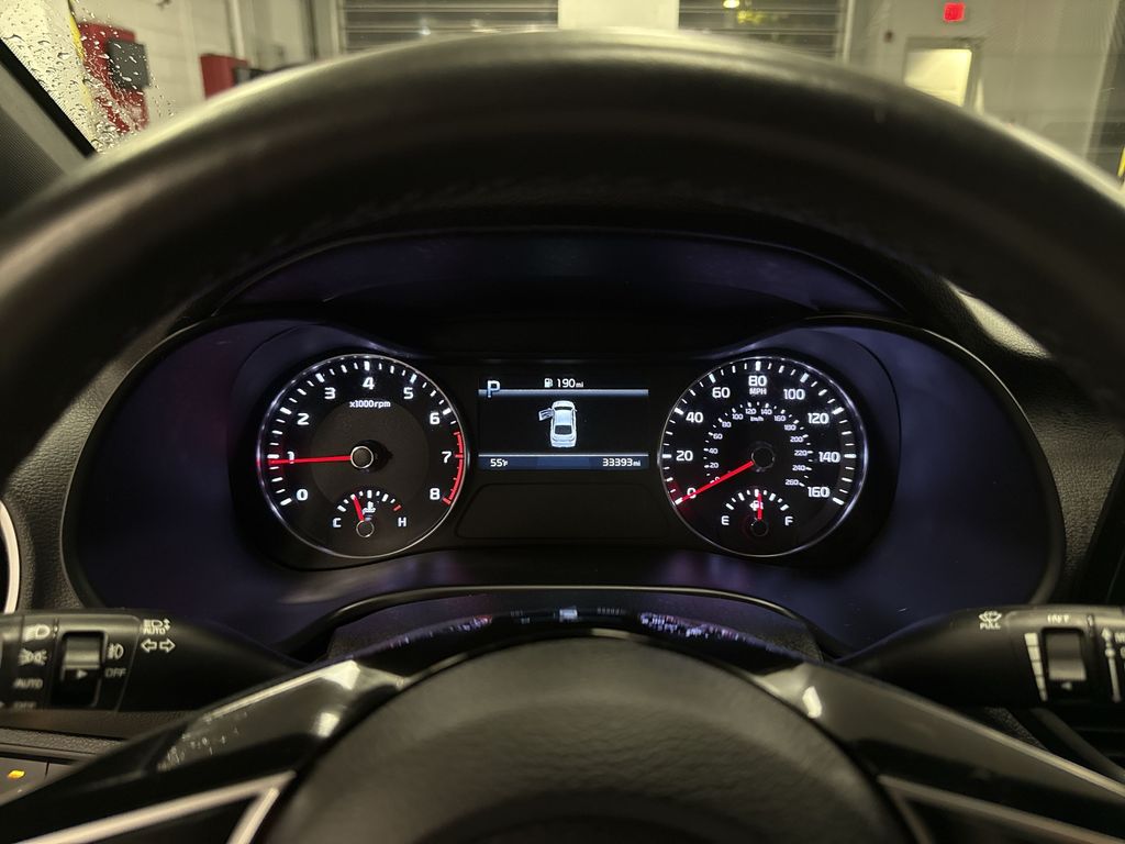 Thumbnail: 2023 Kia Forte - 31