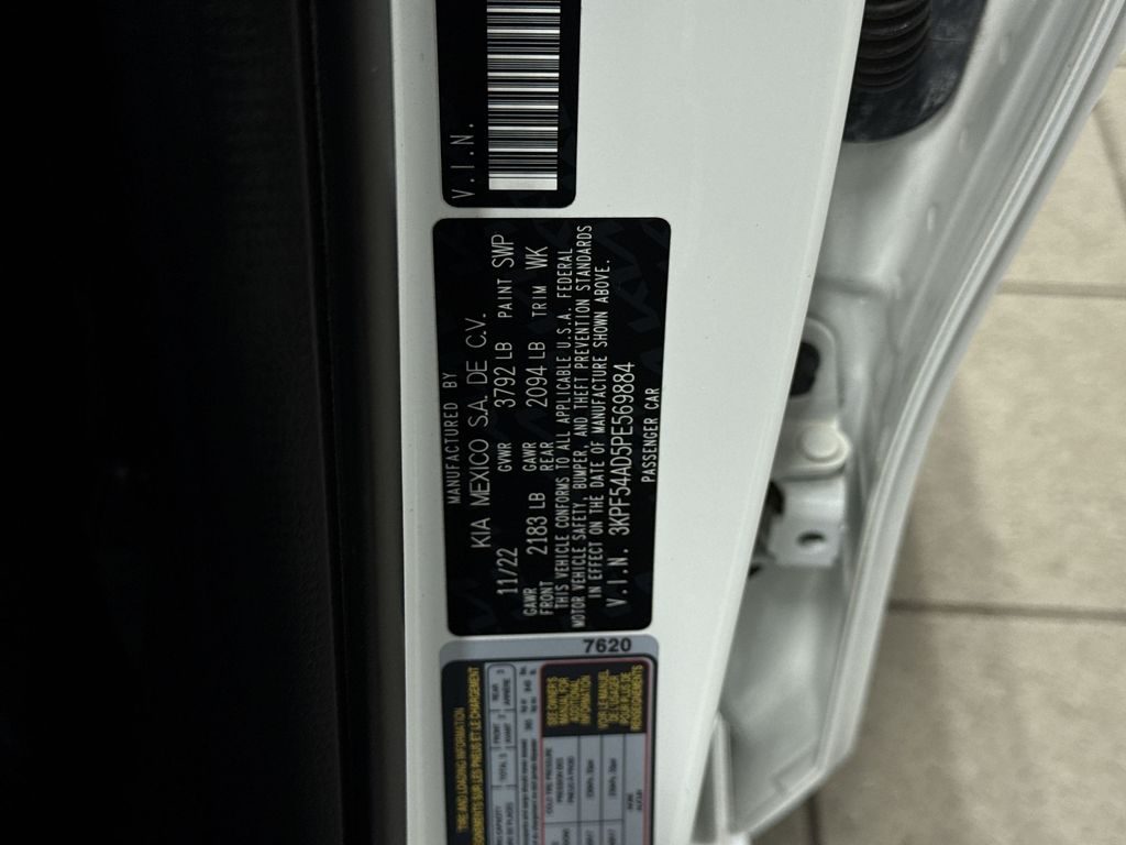 Thumbnail: 2023 Kia Forte - 22