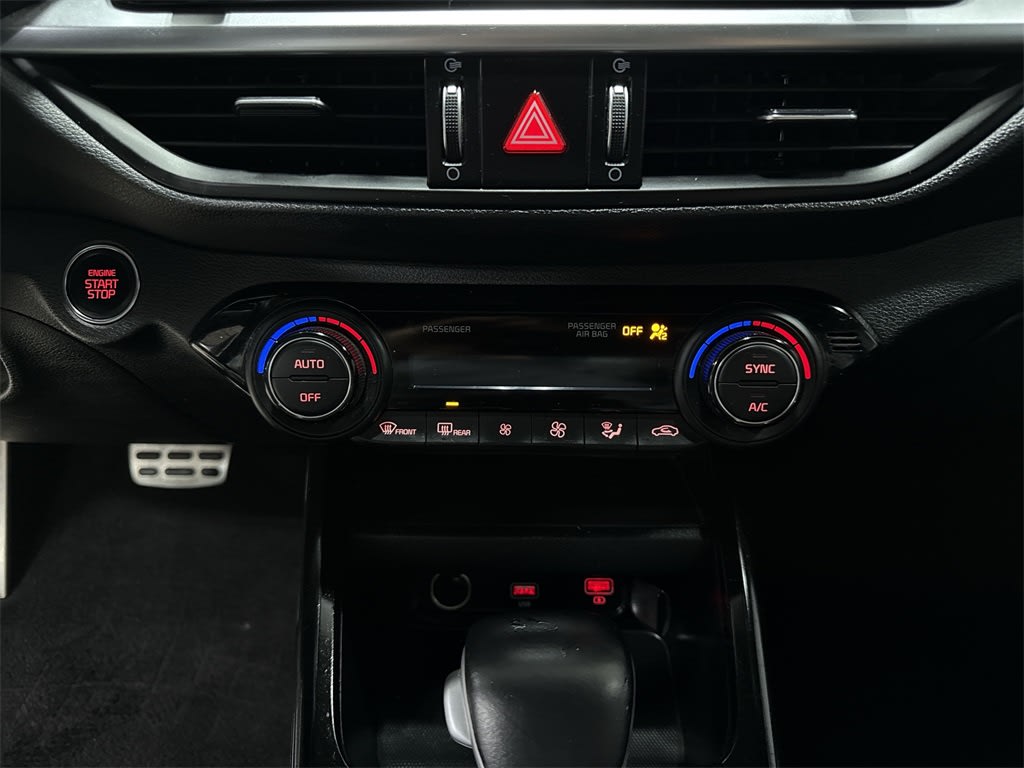 Thumbnail: 2023 Kia Forte - 23