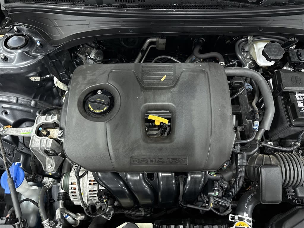 Thumbnail: 2023 Kia Forte - 7