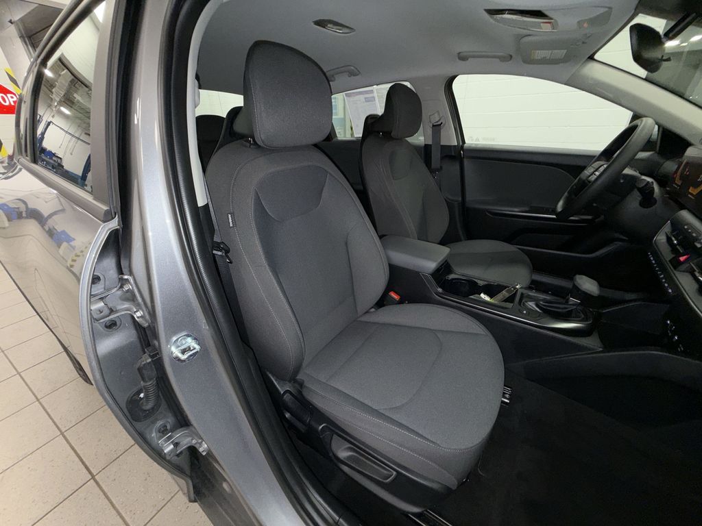 Thumbnail: 2025 Kia K4 - 10