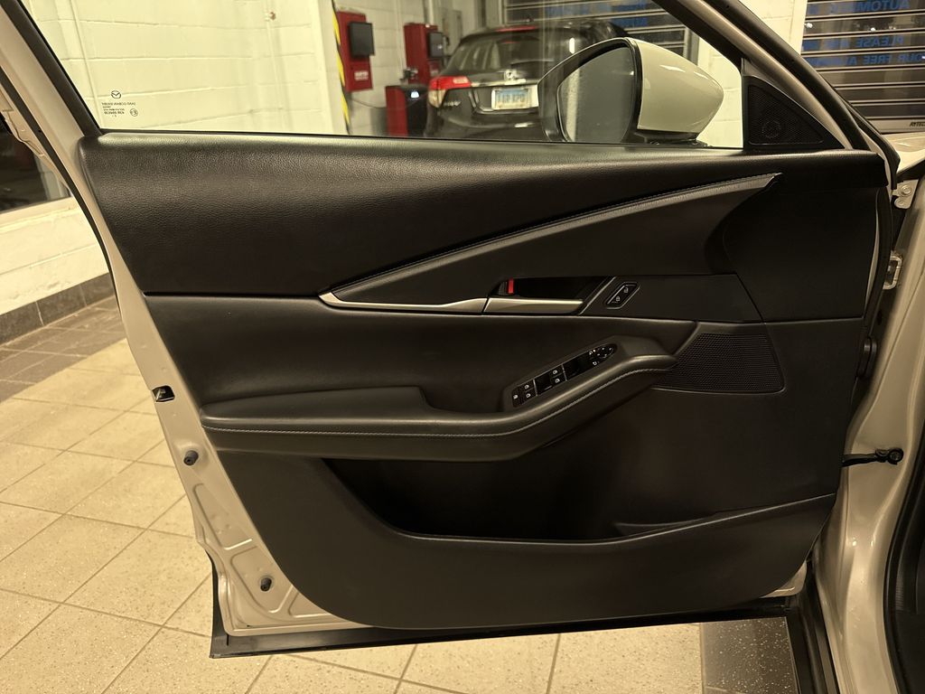 Thumbnail: 2023 Mazda CX-30 - 29