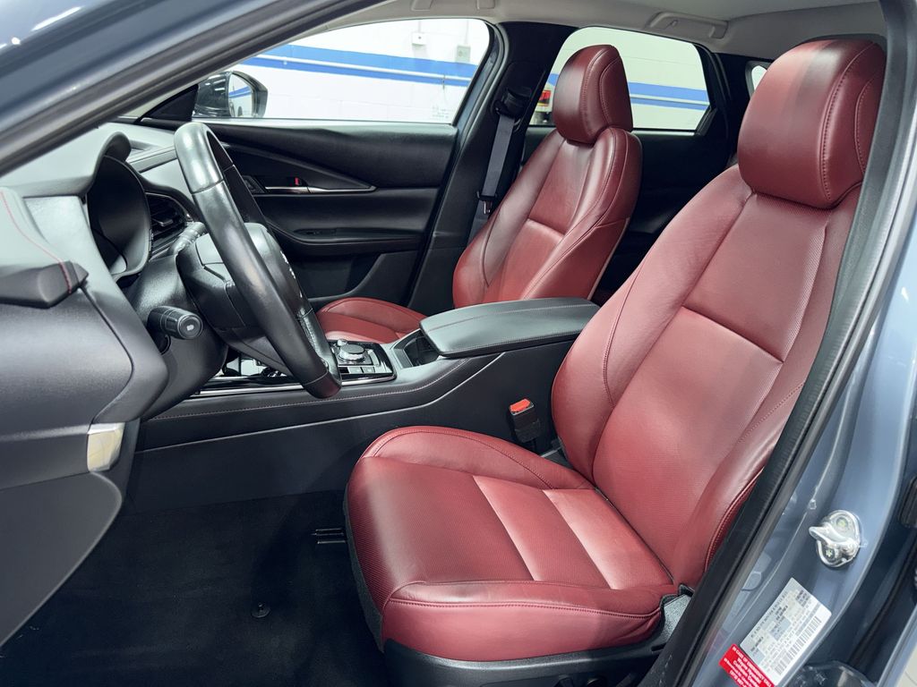 Thumbnail: 2023 Mazda CX-30 - 9
