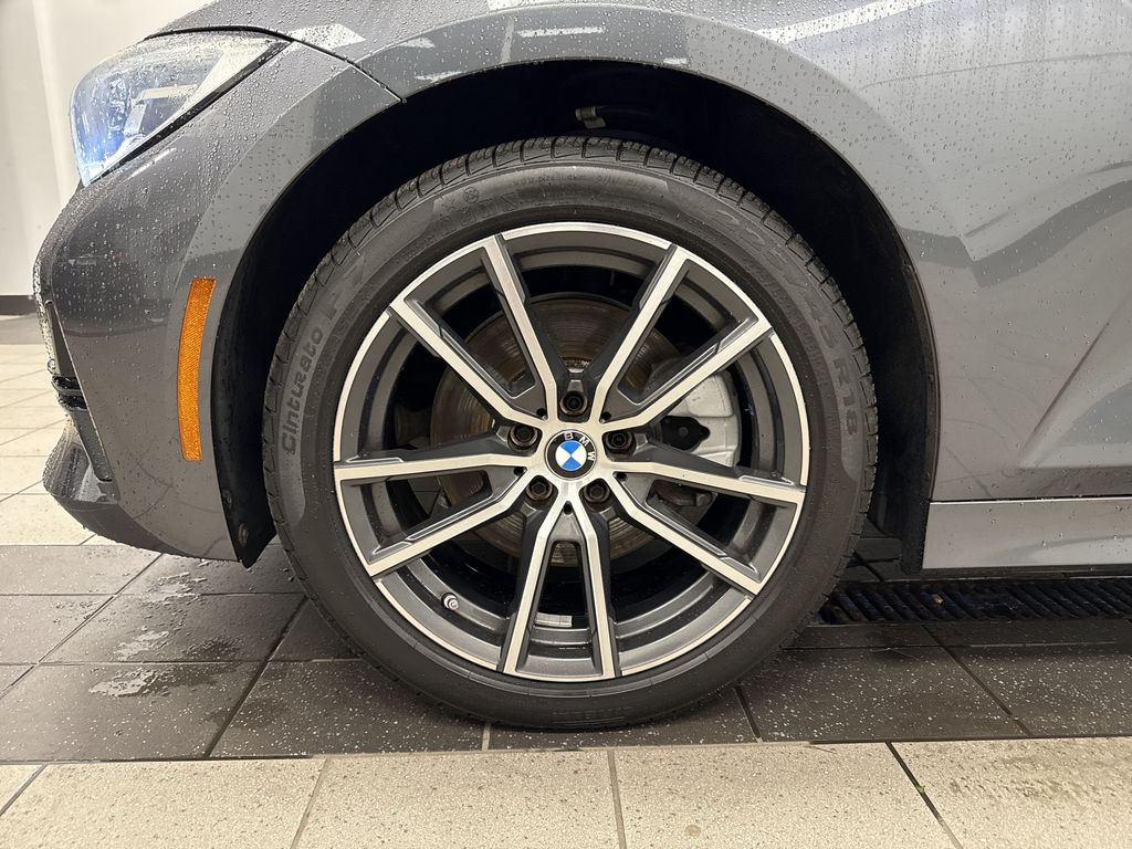 Thumbnail: 2021 BMW 3 Series - 6