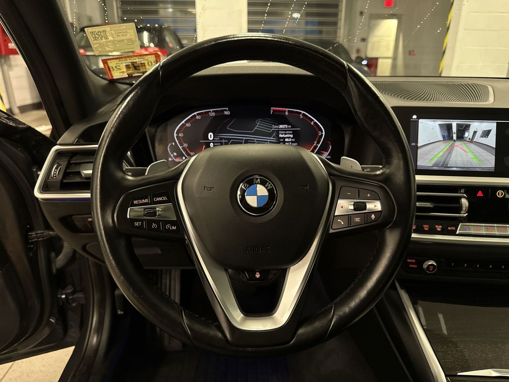 Thumbnail: 2021 BMW 3 Series - 2