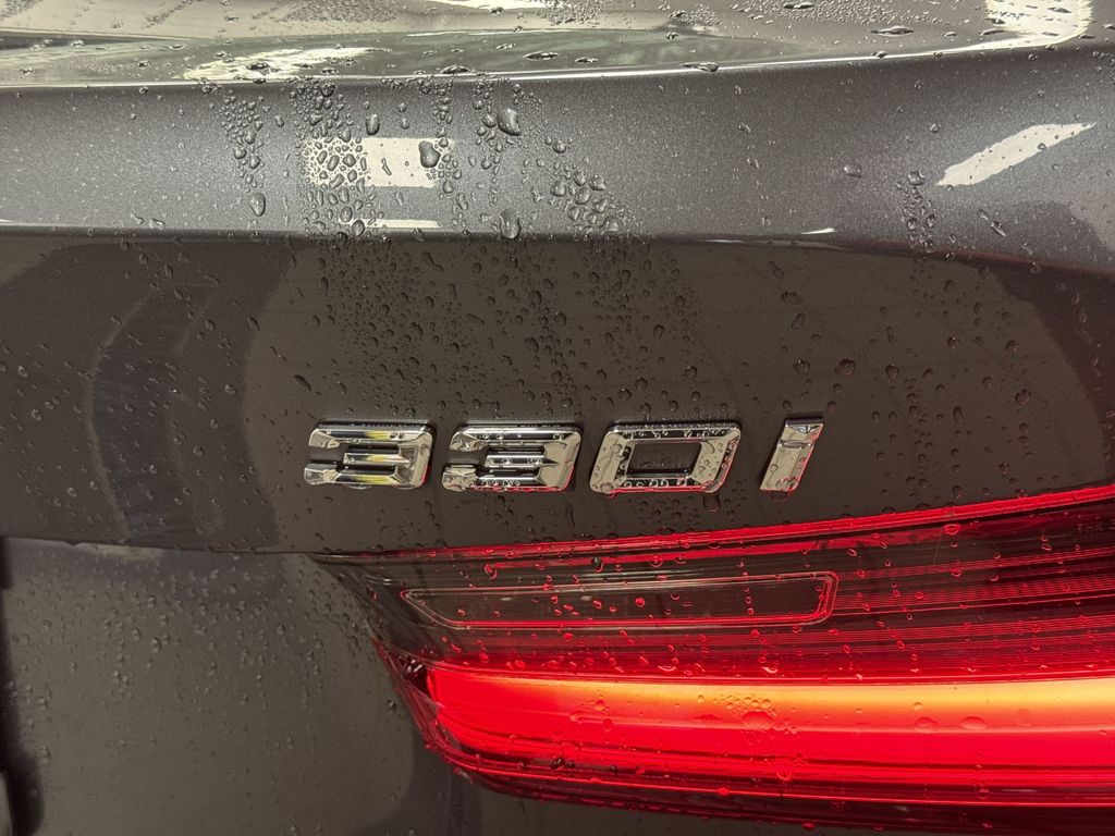 Thumbnail: 2021 BMW 3 Series - 29
