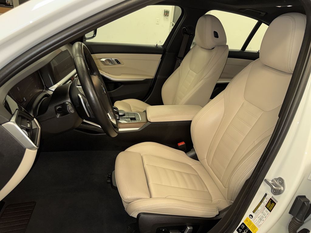Thumbnail: 2021 BMW 3 Series - 8