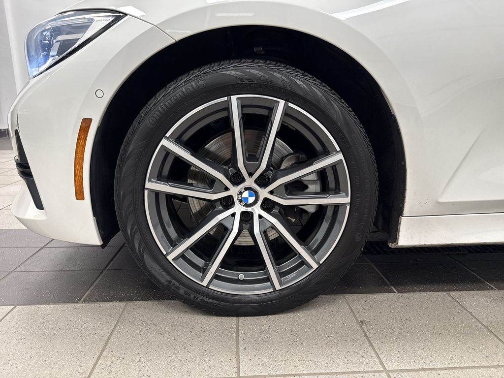 Thumbnail: 2021 BMW 3 Series - 6