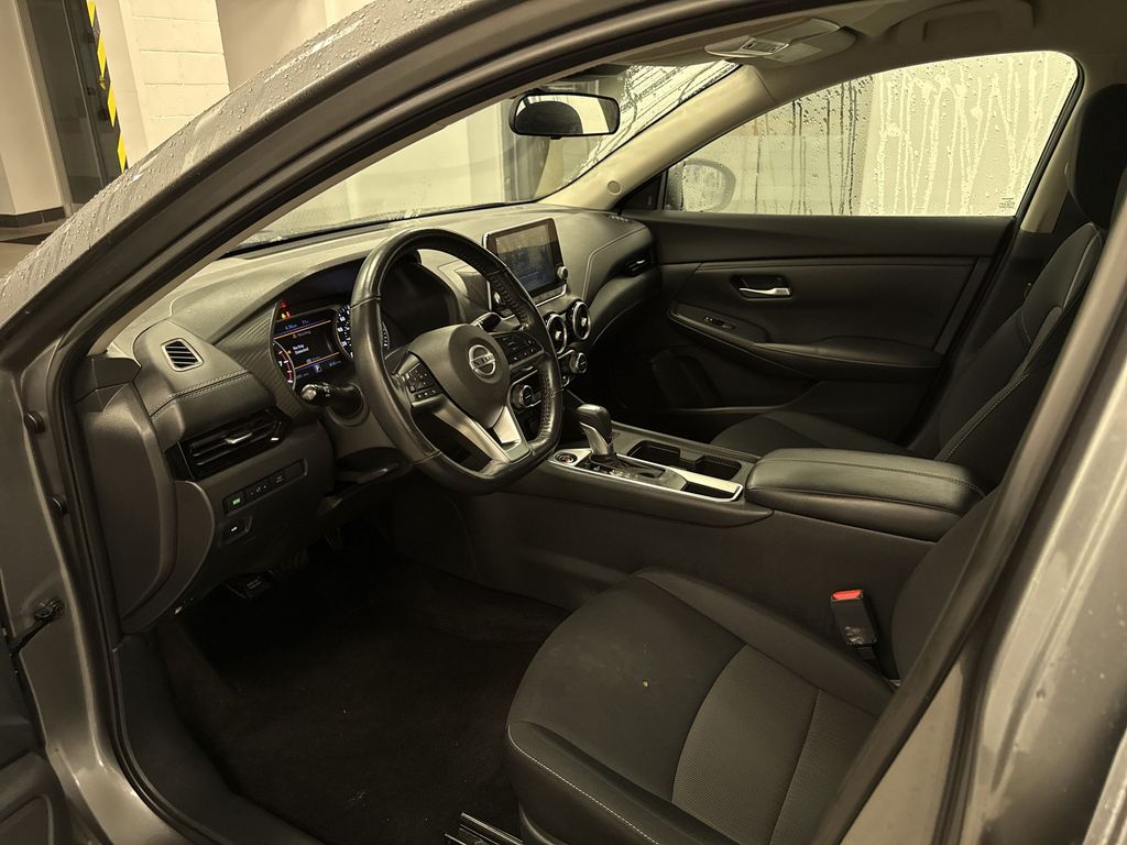 Thumbnail: 2022 Nissan Sentra - 28