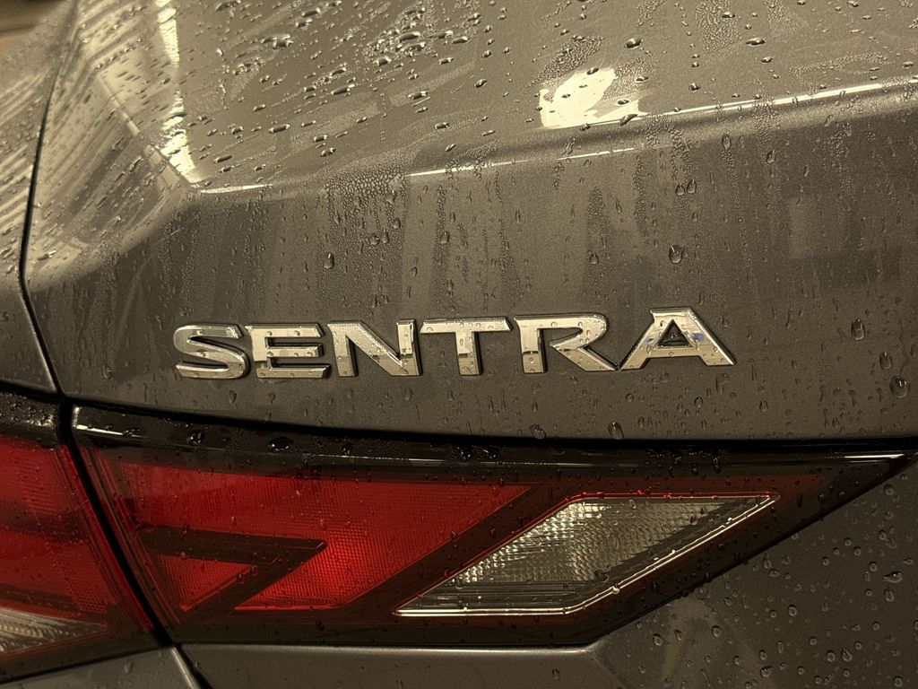 Thumbnail: 2022 Nissan Sentra - 6