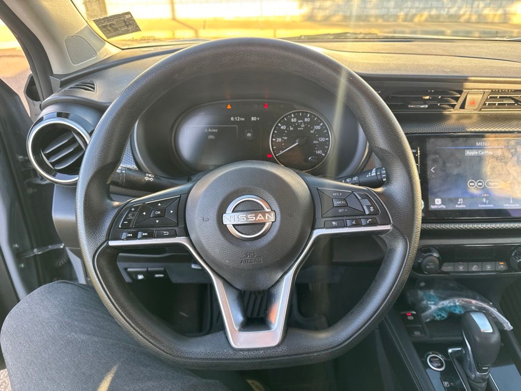 Thumbnail: 2022 Nissan Kicks - 2