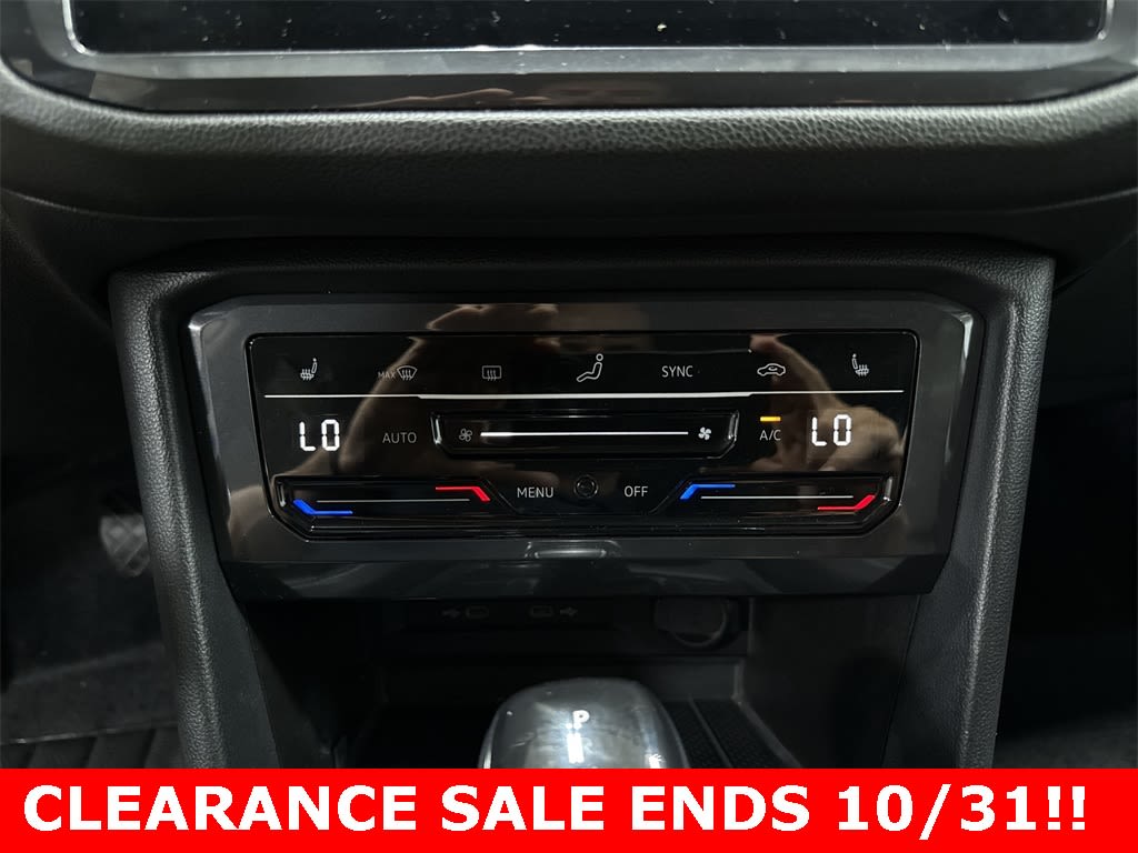 Thumbnail: 2022 Volkswagen Tiguan - 18