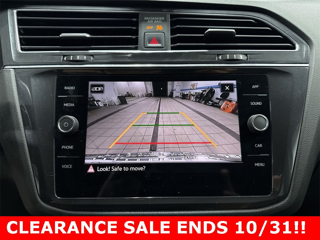 Thumbnail: 2022 Volkswagen Tiguan - 20