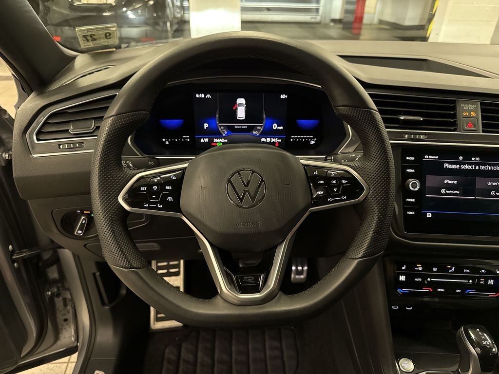 Thumbnail: 2022 Volkswagen Tiguan - 2