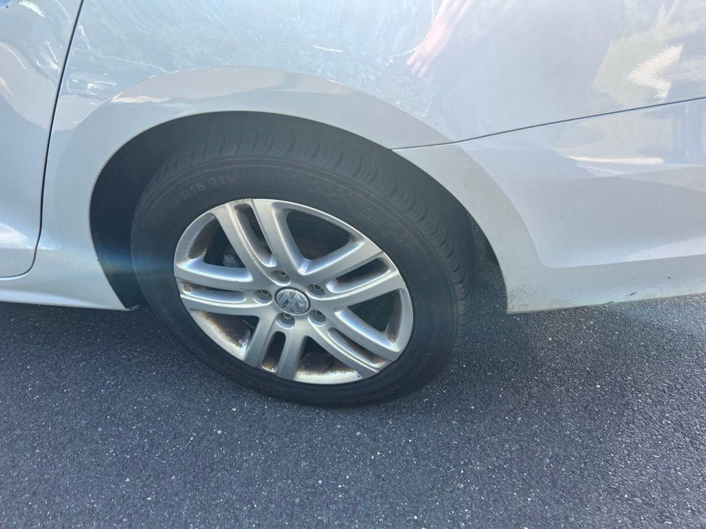 Thumbnail: 2018 Volkswagen Jetta - 23