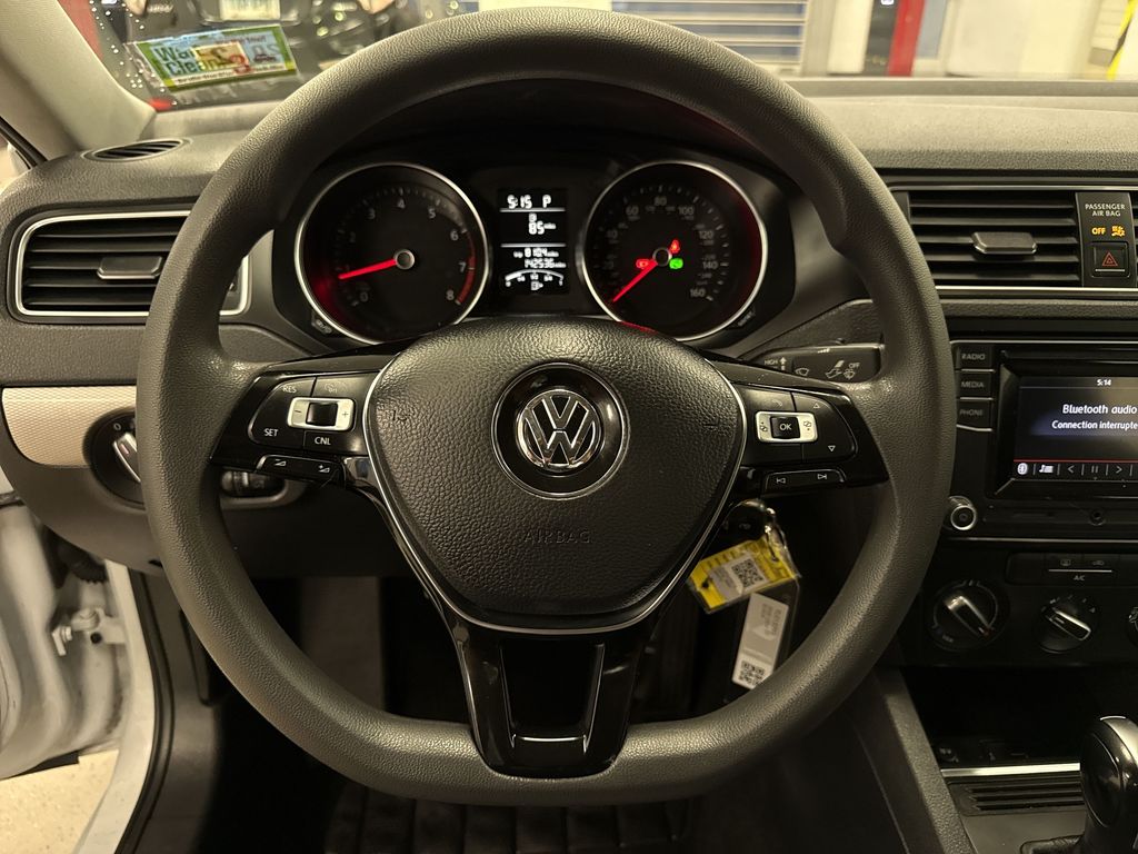 Thumbnail: 2018 Volkswagen Jetta - 2