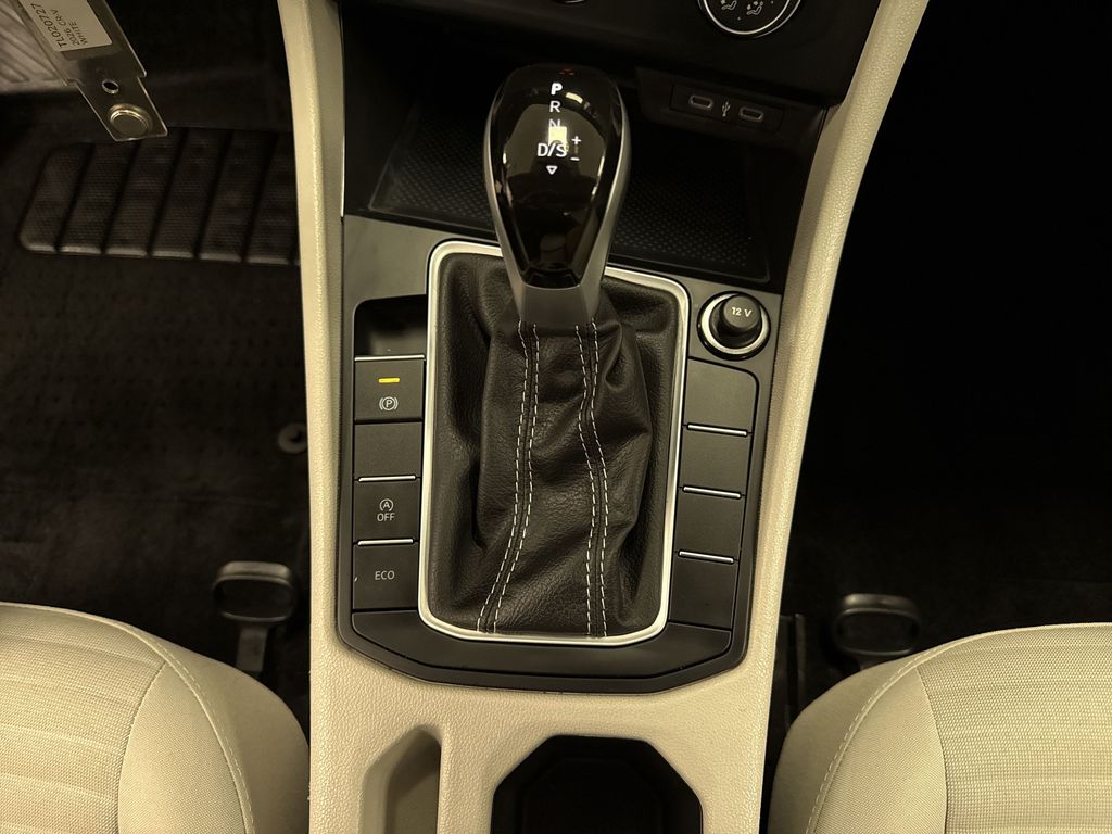 Thumbnail: 2024 Volkswagen Jetta - 29