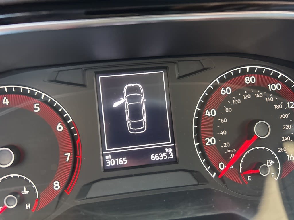 Thumbnail: 2019 Volkswagen Jetta - 10
