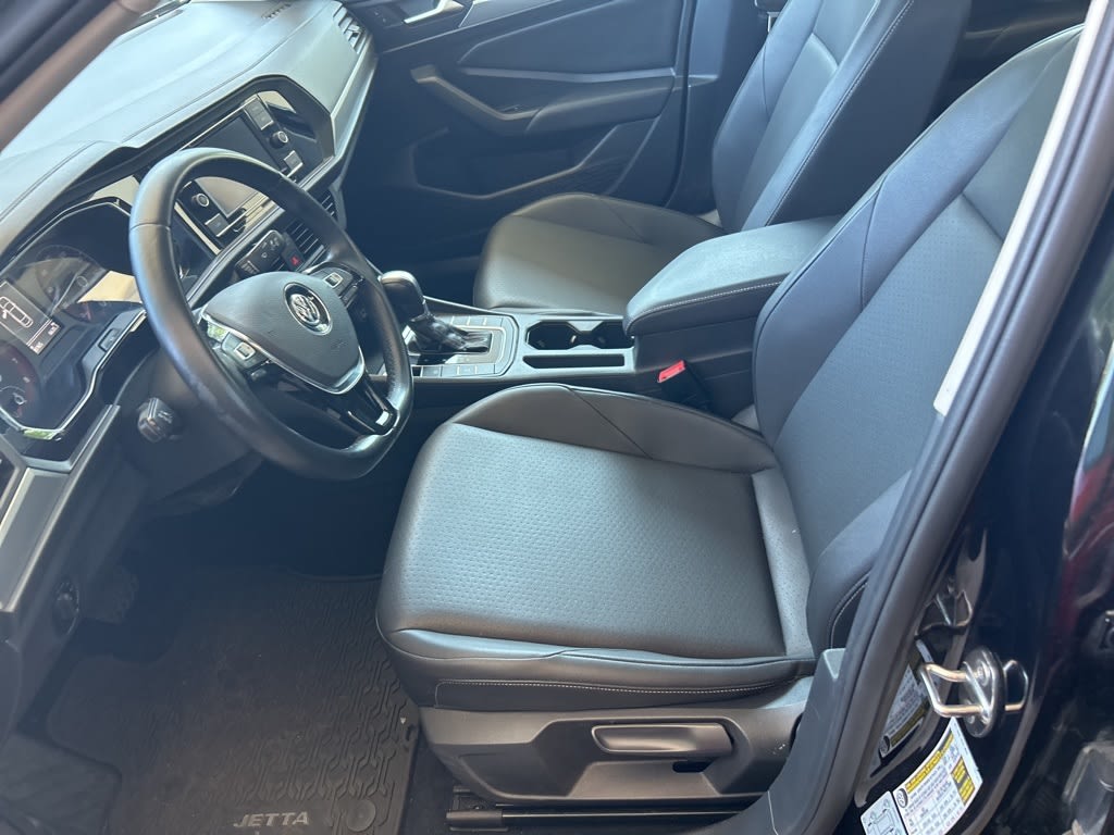 Thumbnail: 2019 Volkswagen Jetta - 7