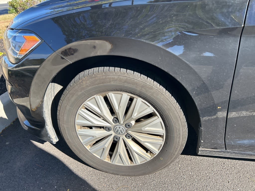 Thumbnail: 2019 Volkswagen Jetta - 27