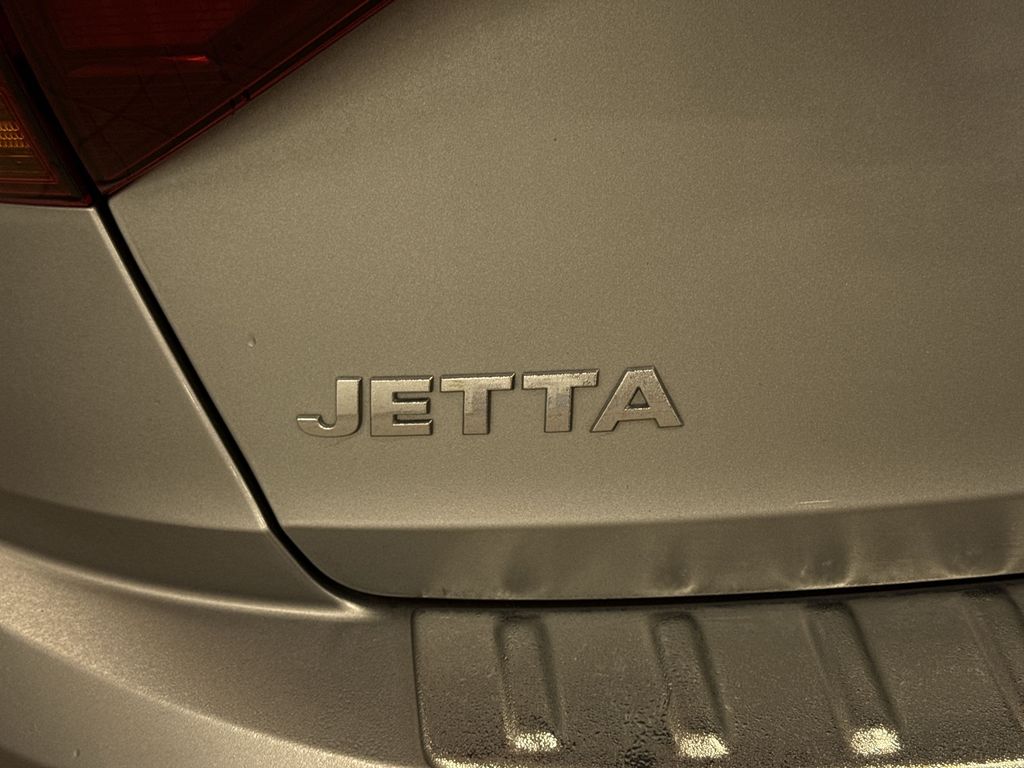Thumbnail: 2019 Volkswagen Jetta - 5