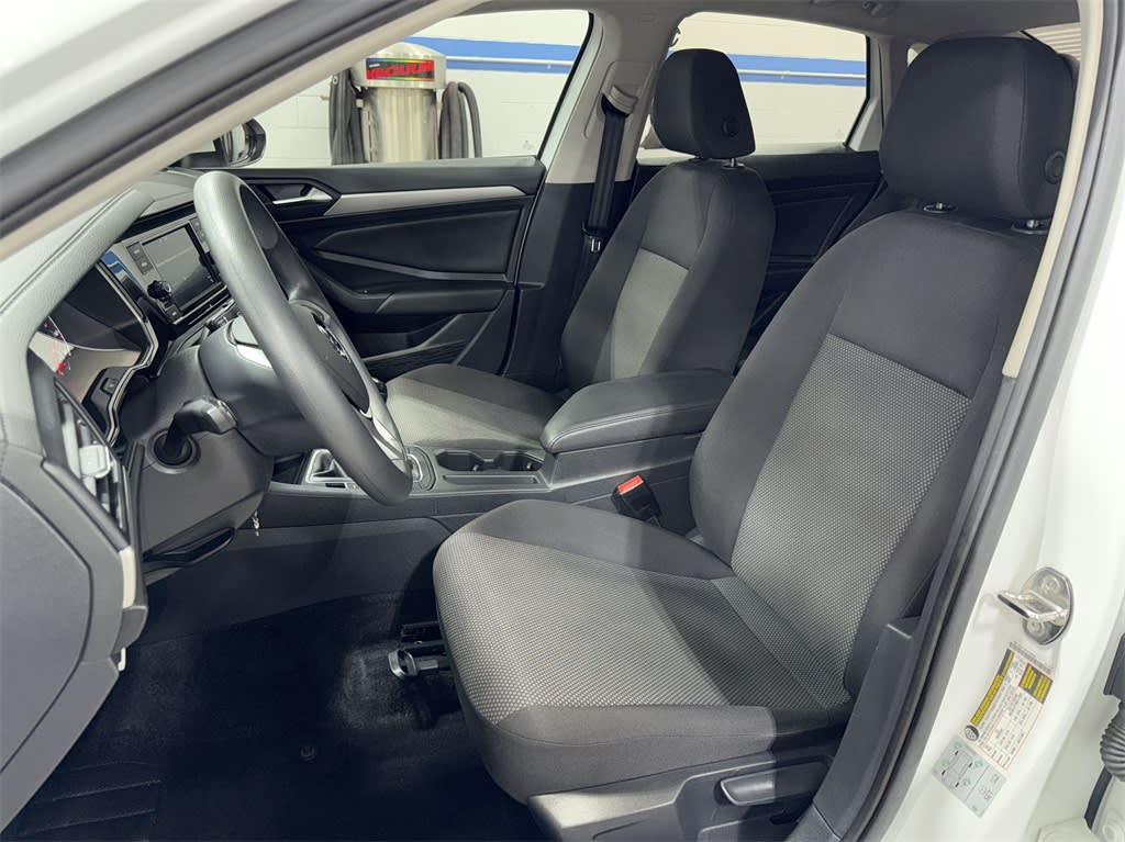 2021 Volkswagen Jetta S 9