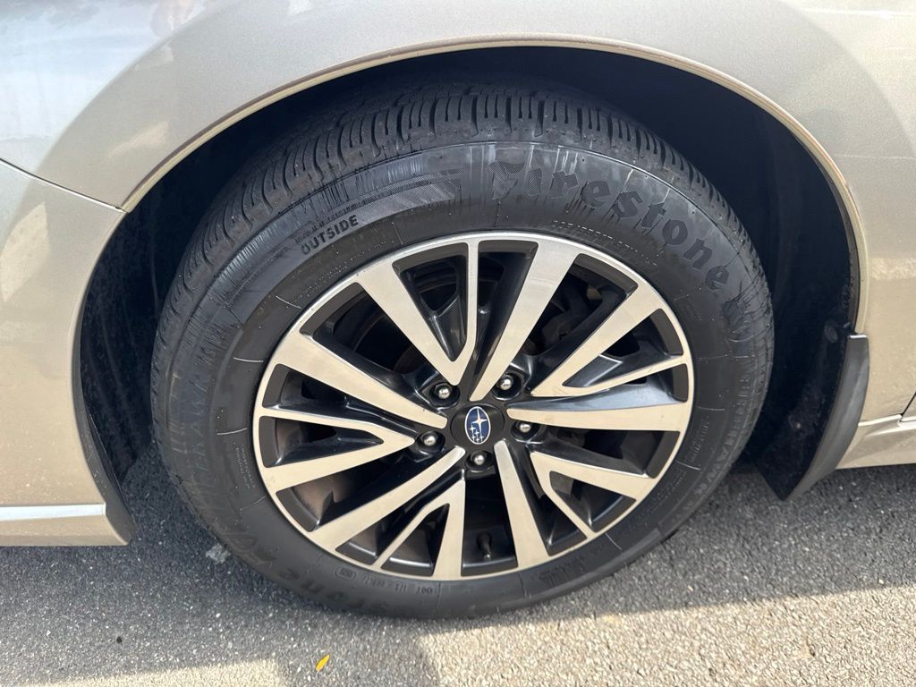 Thumbnail: 2018 Subaru Legacy - 6
