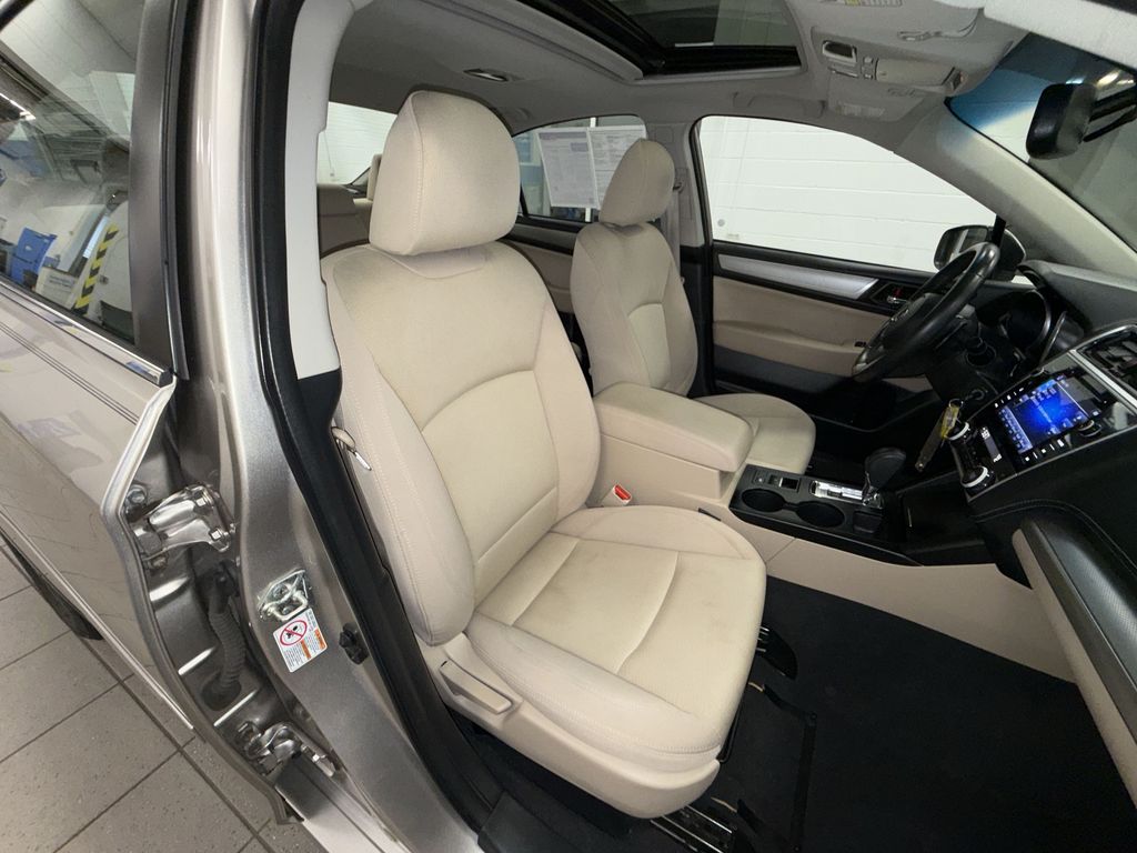 Thumbnail: 2018 Subaru Legacy - 9