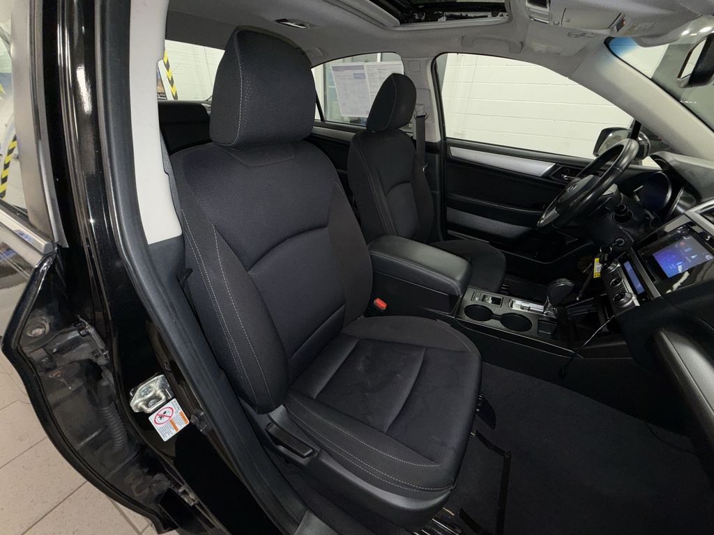 Thumbnail: 2015 Subaru Legacy - 9