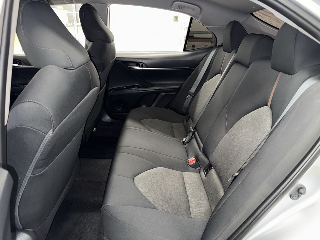 Thumbnail: 2019 Toyota Camry - 10