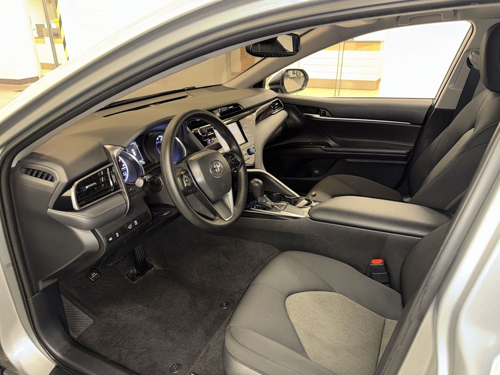 Thumbnail: 2019 Toyota Camry - 28