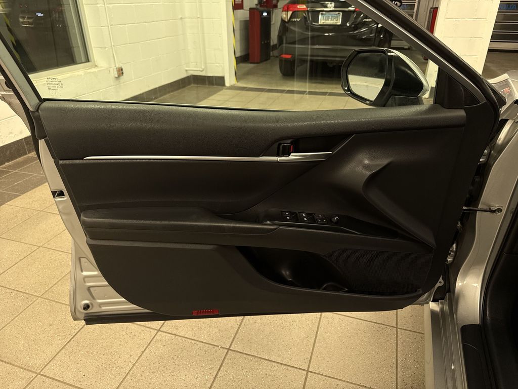 Thumbnail: 2020 Toyota Camry - 29