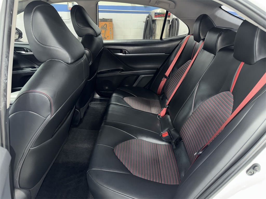 Thumbnail: 2020 Toyota Camry - 12