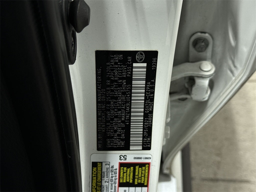 Thumbnail: 2020 Toyota Camry - 23