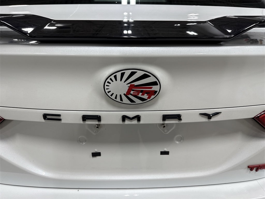 Thumbnail: 2020 Toyota Camry - 28