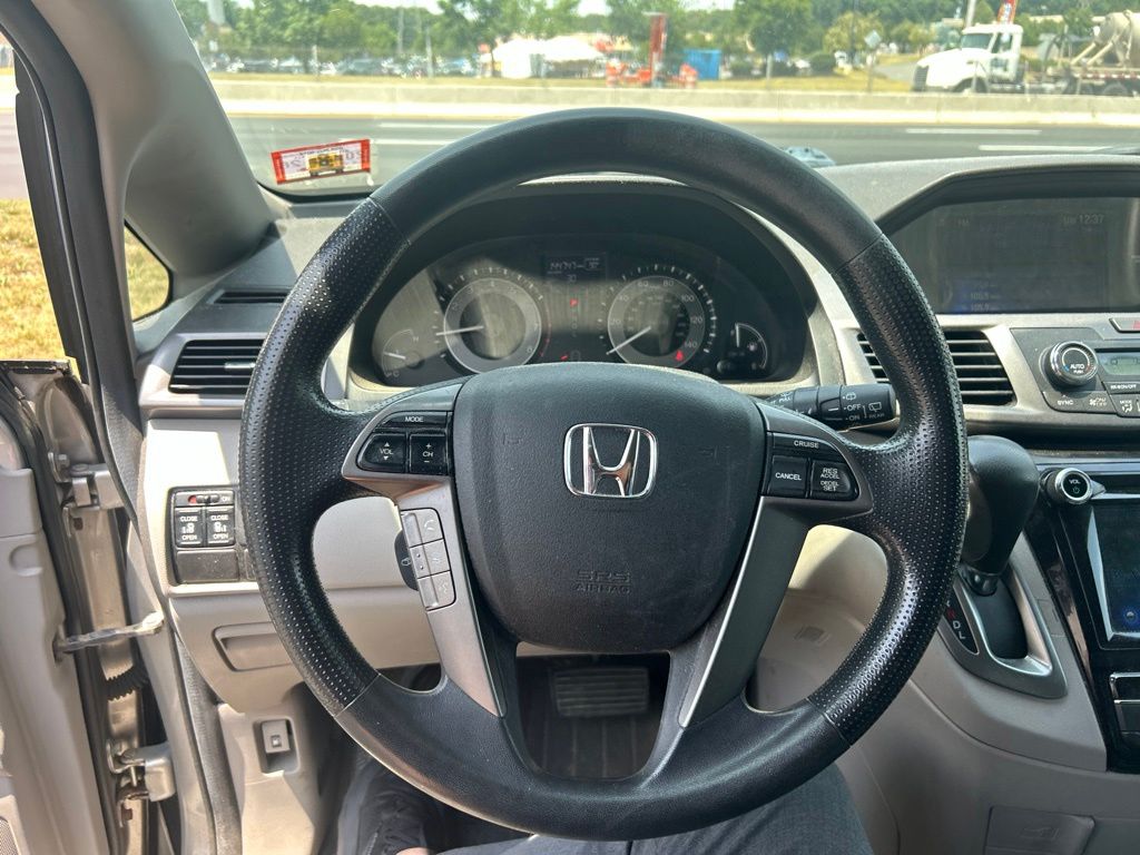 Thumbnail: 2014 Honda Odyssey - 2