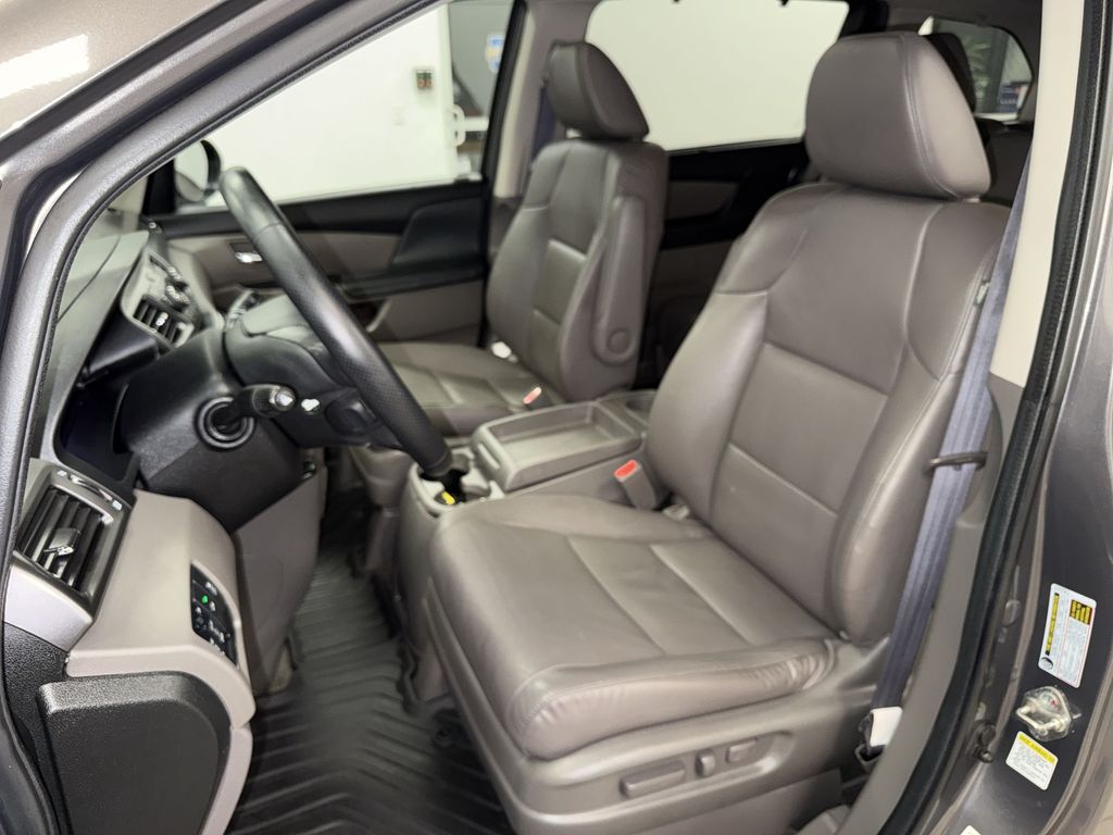 Thumbnail: 2014 Honda Odyssey - 8