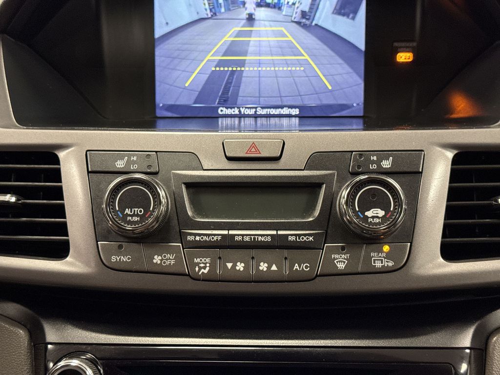 Thumbnail: 2014 Honda Odyssey - 22