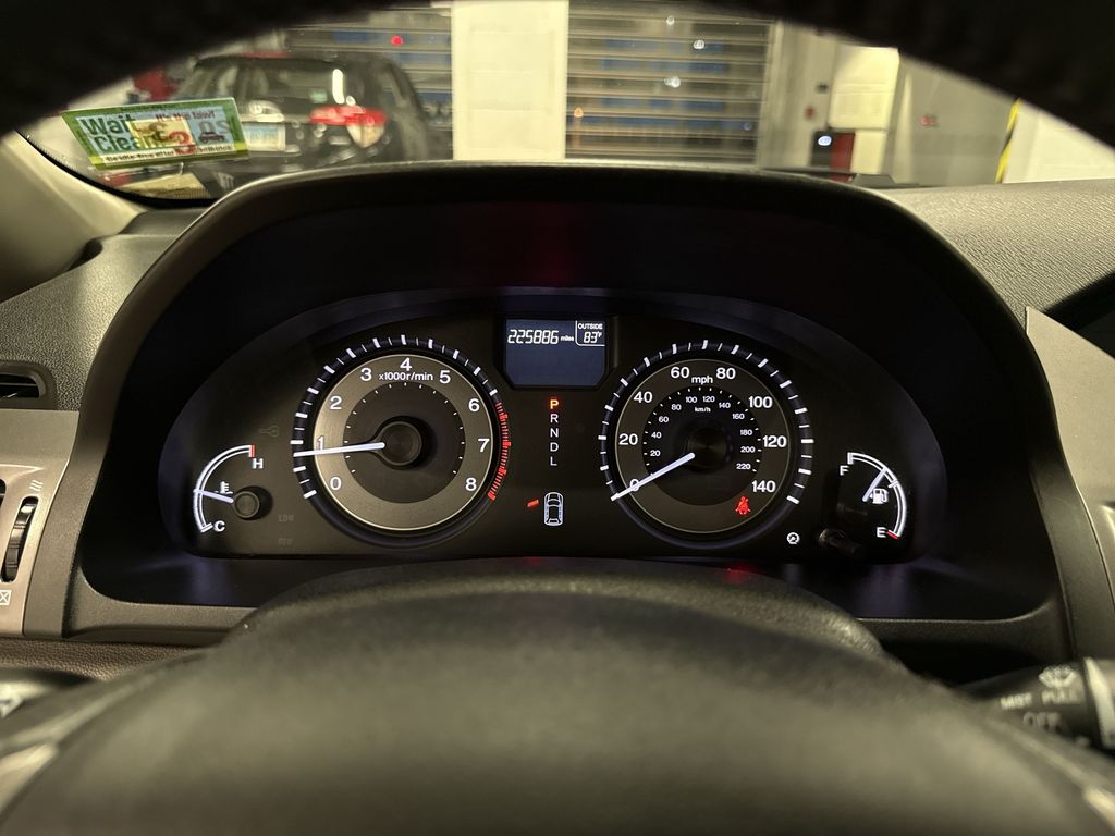 Thumbnail: 2014 Honda Odyssey - 32