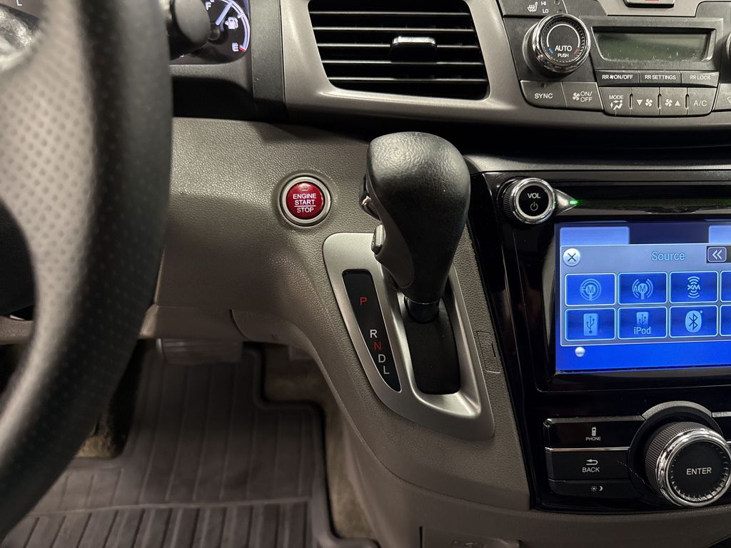 Thumbnail: 2014 Honda Odyssey - 30