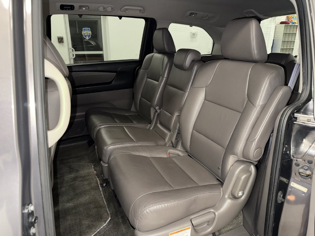 Thumbnail: 2015 Honda Odyssey - 10