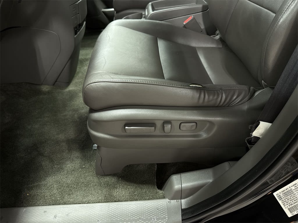 Thumbnail: 2014 Honda Odyssey - 24