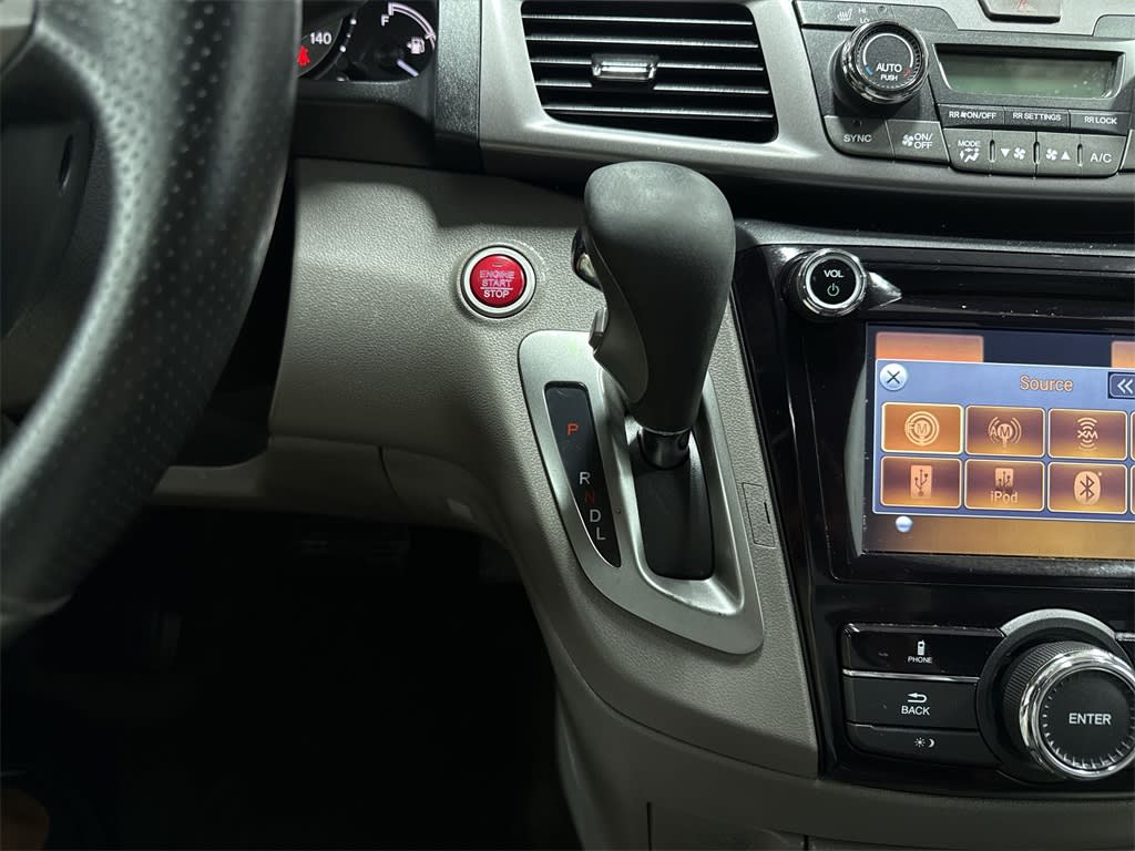 Thumbnail: 2014 Honda Odyssey - 30