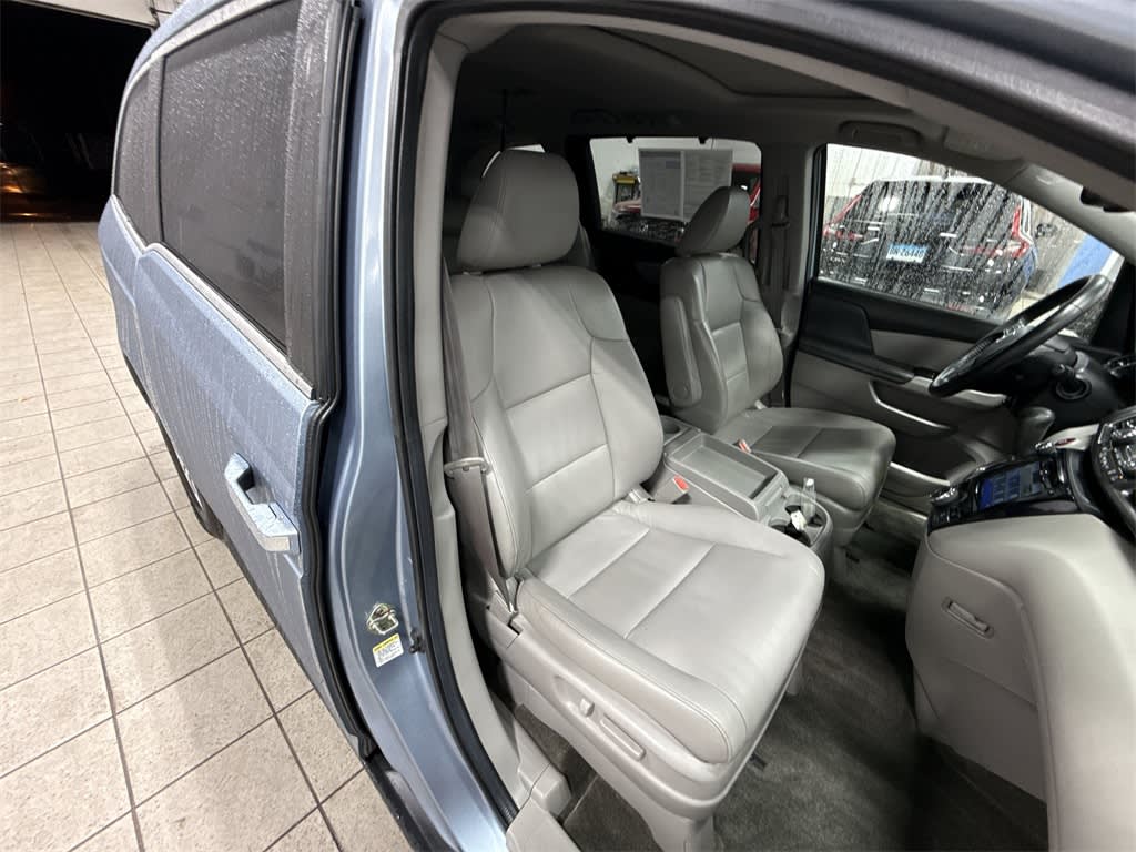 Thumbnail: 2014 Honda Odyssey - 10