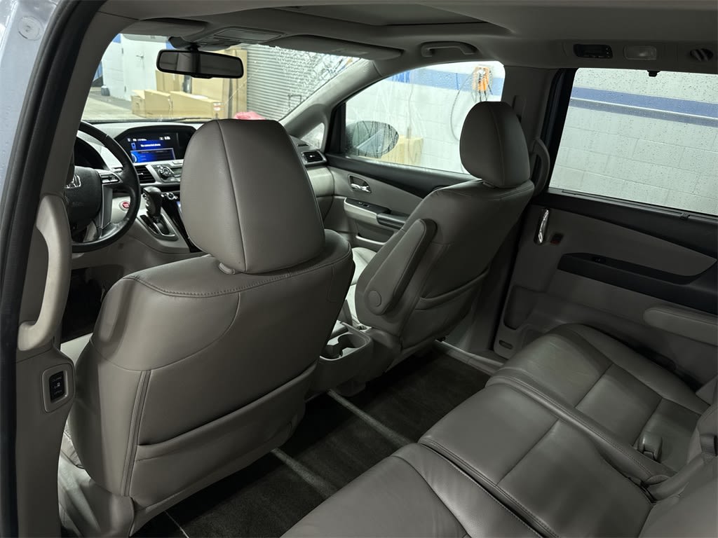 Thumbnail: 2014 Honda Odyssey - 30