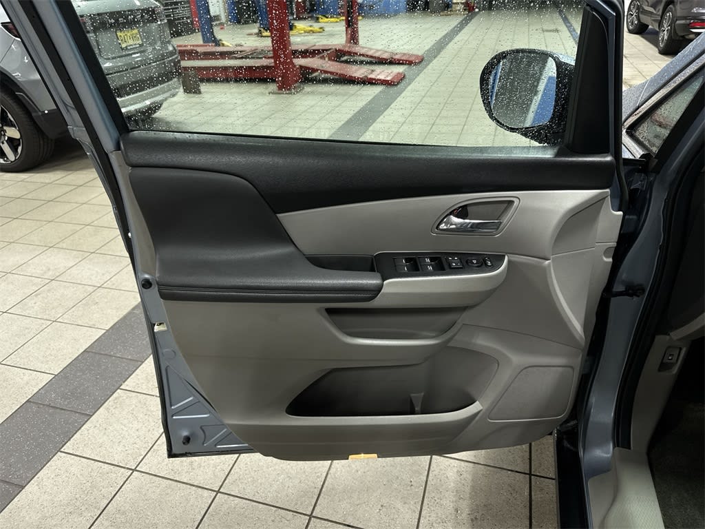 Thumbnail: 2014 Honda Odyssey - 31