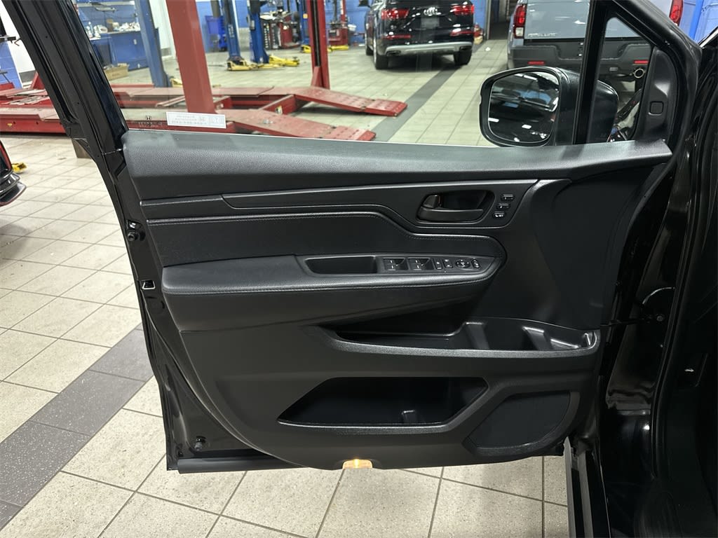 Thumbnail: 2024 Honda Odyssey - 32