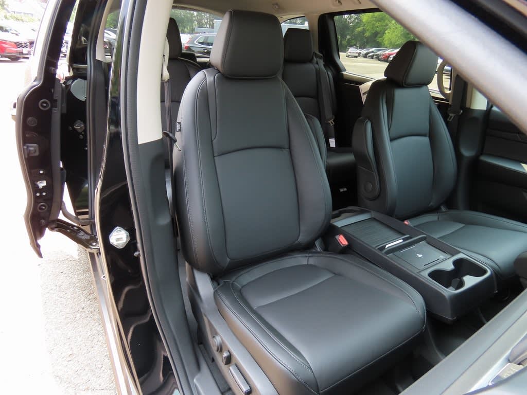 Thumbnail: 2026 Honda Odyssey - 21