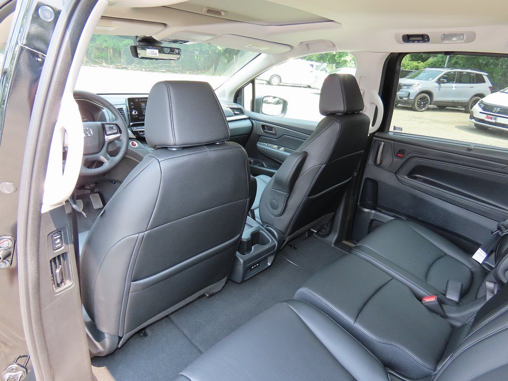 Thumbnail: 2026 Honda Odyssey - 19
